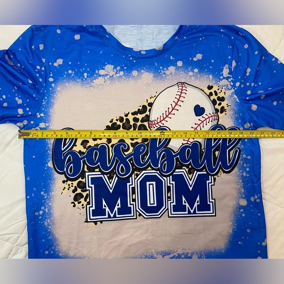 ⭐️ Baseball Mom T Shirt - Picture 4 of 6